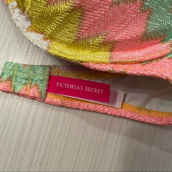 34D Victorias Secret Swim Push up top - Picture 3 of 4